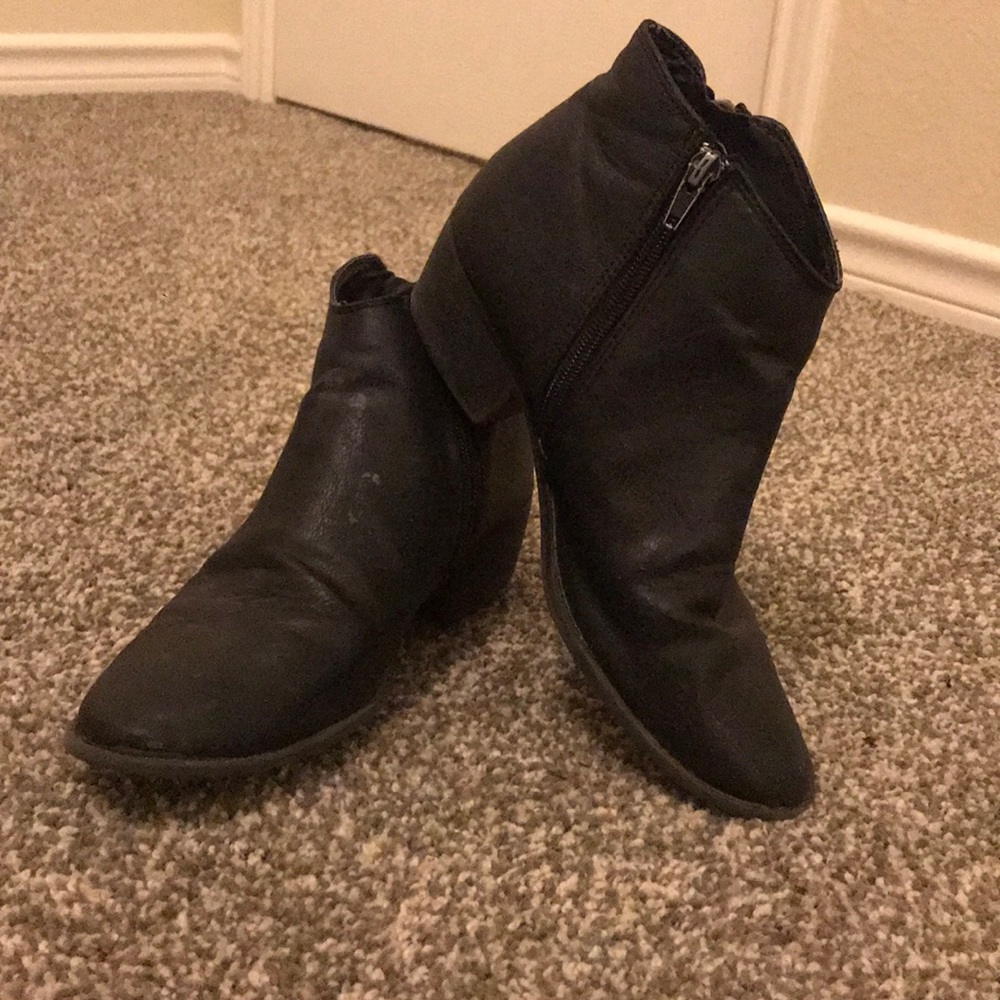 Black heels